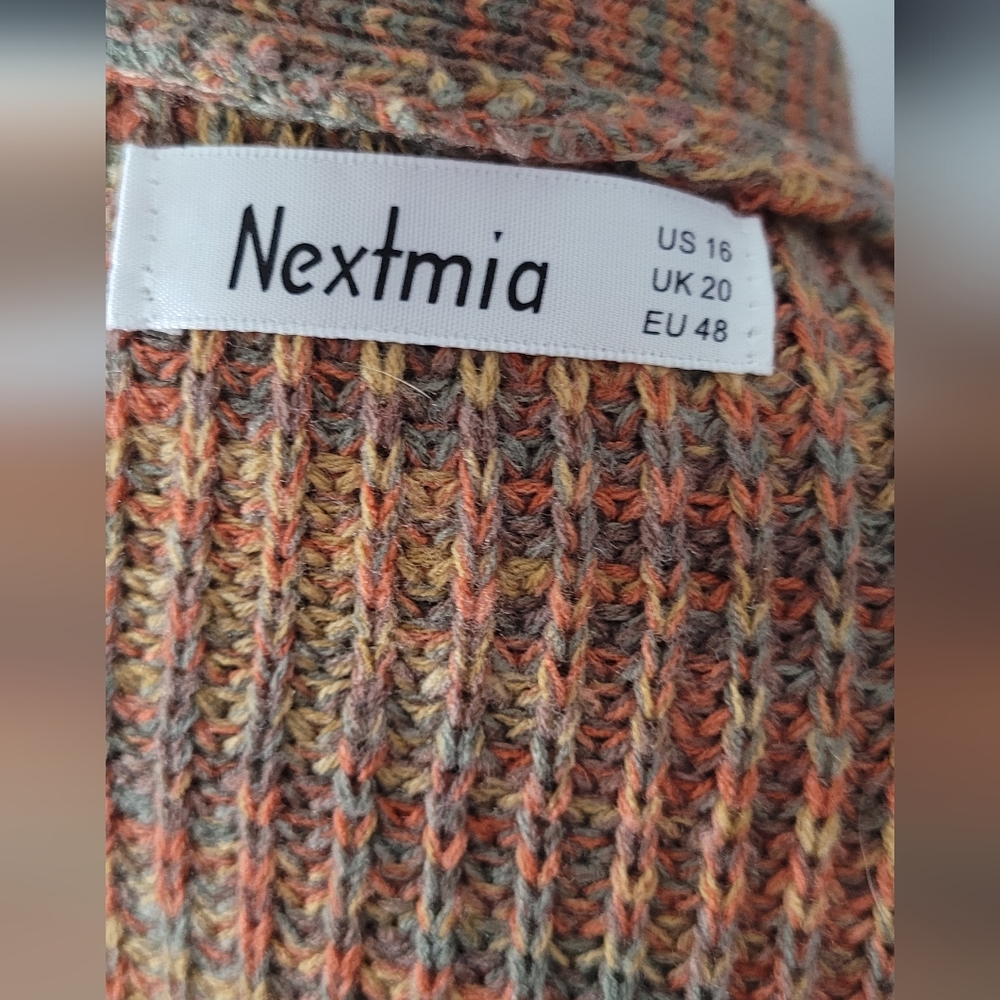 Nextima Sweater - Picture 6 of 6
